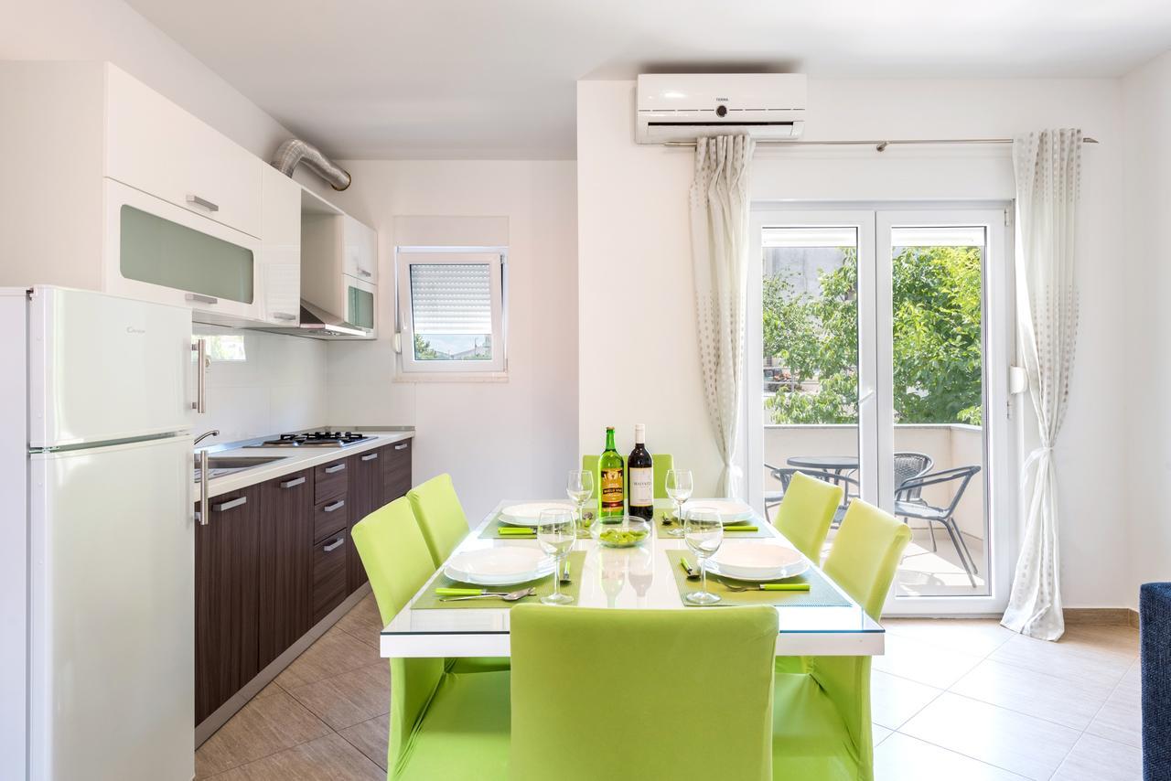 Apartments Marko Подстрана Екстериор снимка