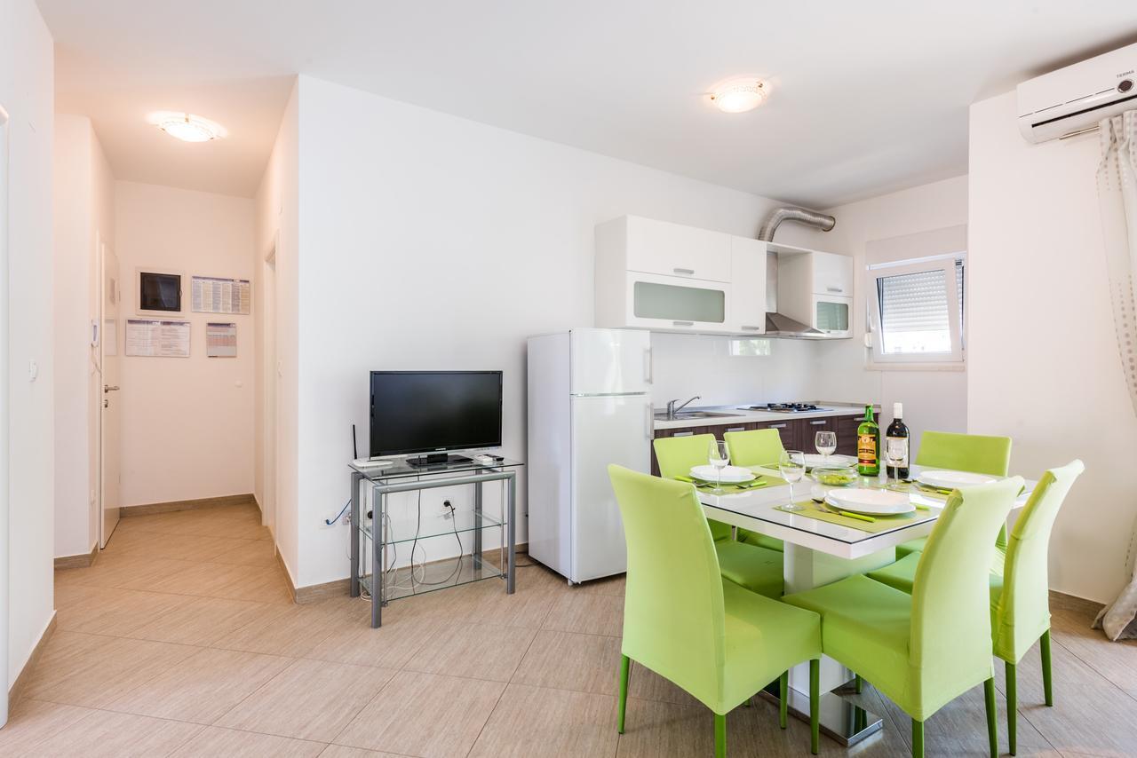 Apartments Marko Подстрана Екстериор снимка
